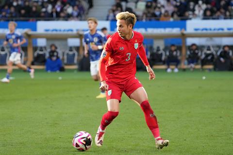 Theerathon lên tiếng sau trận thua thảm Nhật Bản